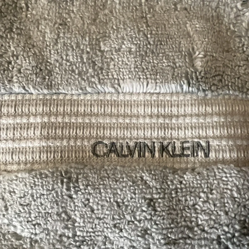 Calvin Klein calvin klein